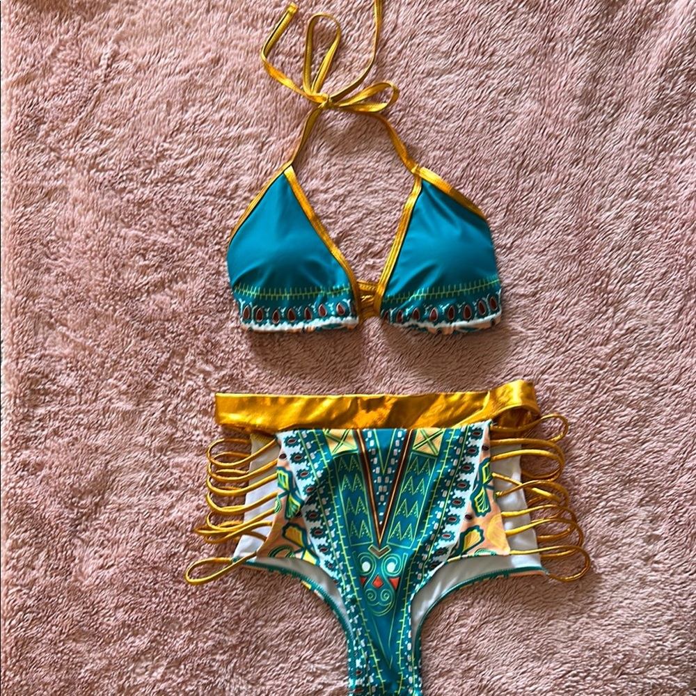 Vibrant Ornate Print High-Waisted Bikini Set - Teal & Metallic Gold - Size L